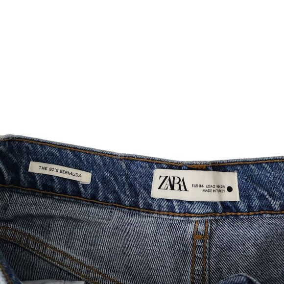 Zara 90s Bermuda Shorts 2 Blue Denim Distressed Boho Bloggers Fave Raw Hem Y2K - Picture 2 of 10